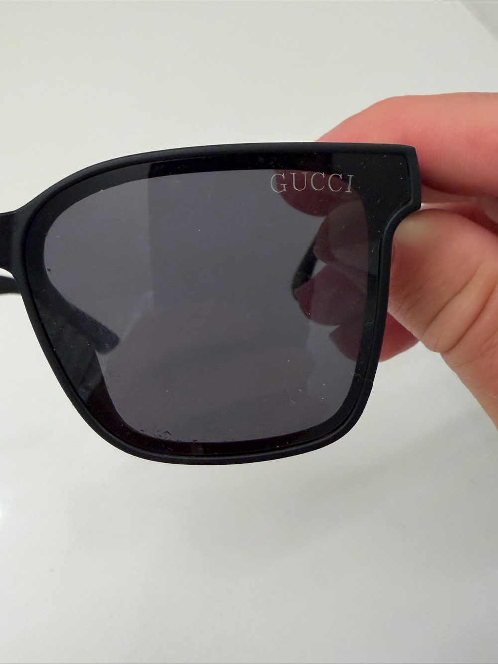 Gucci Black Square Sunglasses with Green & Red Web Stripe - Picture 11 of 12